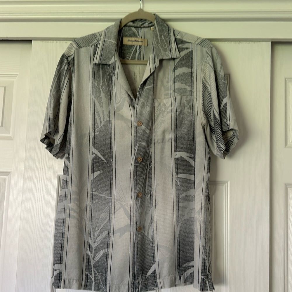 🚨Tommy Bahamas Men’s Casual Button Down Short sleeve Shirt